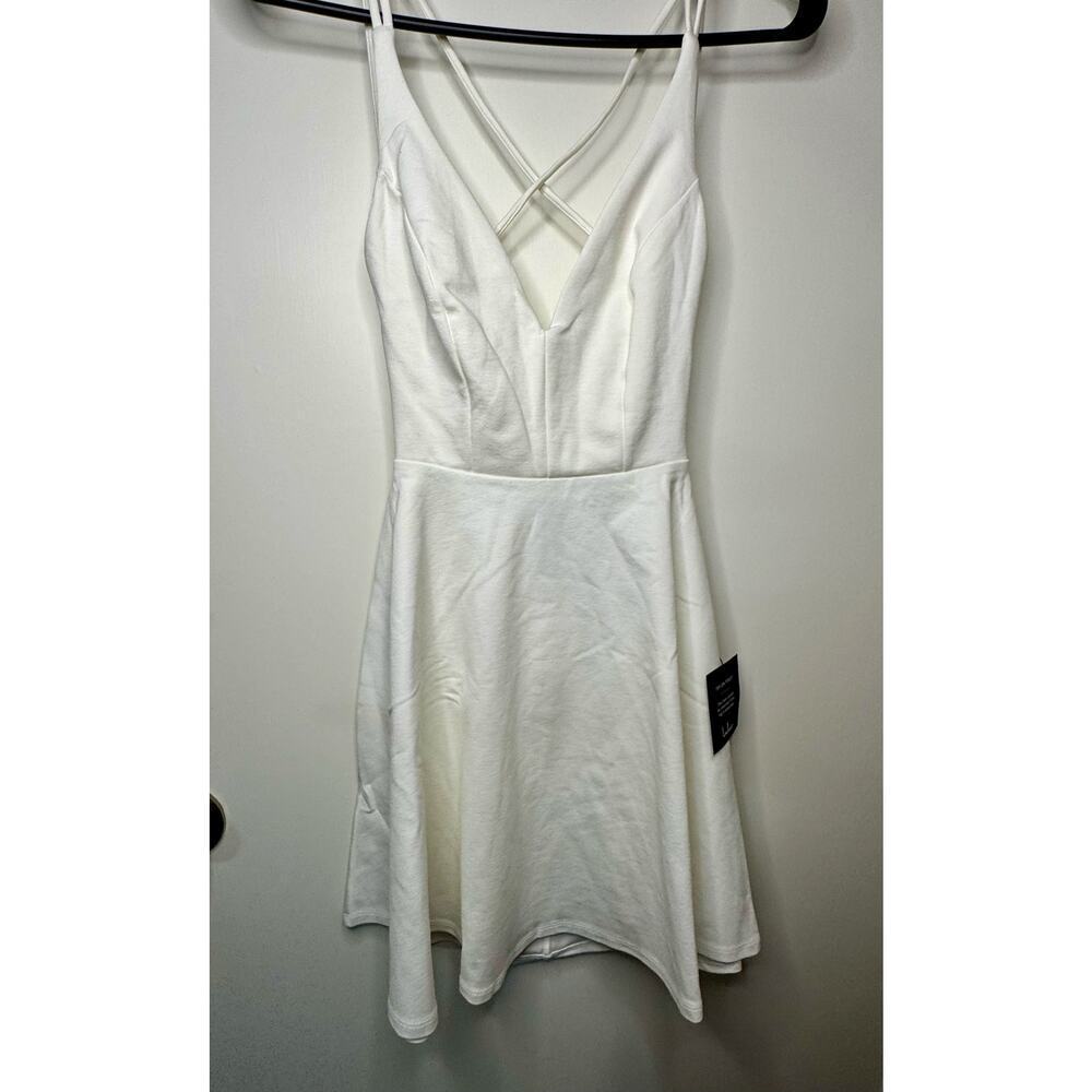 Lulus halter flare mini dress in white Size XSmall